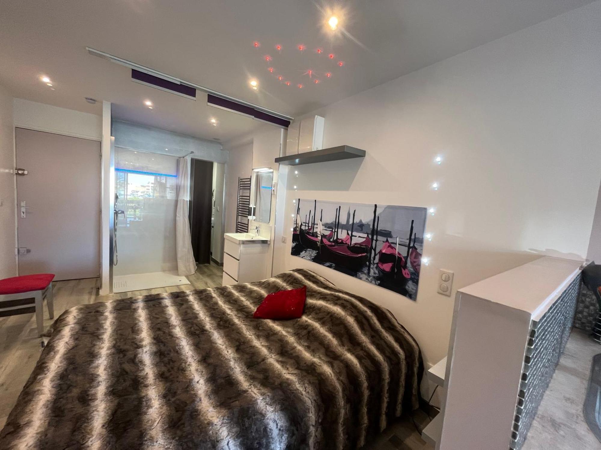 Port Nature By 8-homes Vue Port Apartment